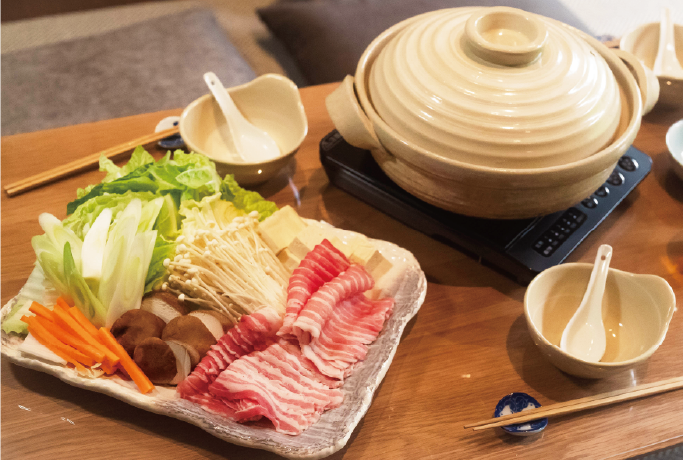 飛騨豚と魚介の白だしなべセット